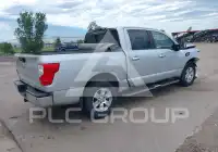 2017 Nissan TITAN фото