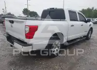 2017 Nissan TITAN фото