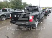 2017 Nissan TITAN фото