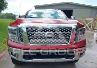 2017 Nissan TITAN фото