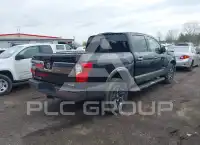 2017 Nissan TITAN фото