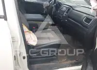 2017 Nissan TITAN photo