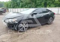 2017 Nissan MAXIMA photo