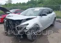 2017 Nissan MAXIMA фото
