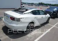 2017 Nissan MAXIMA photo