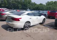 2017 Nissan MAXIMA photo