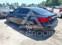 2017 Nissan MAXIMA photo