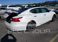 2017 Nissan MAXIMA photo