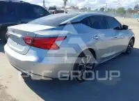 2017 Nissan MAXIMA photo