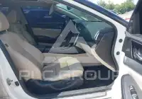 2017 Nissan MAXIMA photo