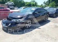 2017 Nissan MAXIMA photo