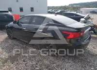 2017 Nissan MAXIMA photo