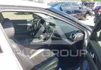 2017 Nissan MAXIMA photo