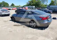 2017 Nissan MAXIMA photo