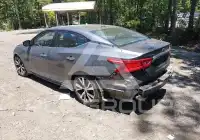 2017 Nissan MAXIMA photo