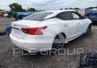 2017 Nissan MAXIMA photo
