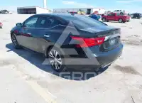 2017 Nissan MAXIMA photo