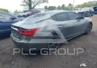 2017 Nissan MAXIMA фото