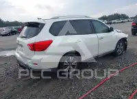 2017 Nissan PATHFINDER photo