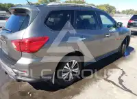 2017 Nissan PATHFINDER фото