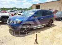 2017 Nissan PATHFINDER photo