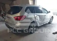 2017 Nissan PATHFINDER photo