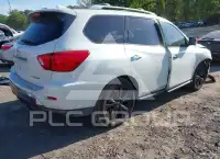2017 Nissan PATHFINDER photo