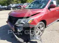 2017 Nissan PATHFINDER photo