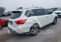 2017 Nissan PATHFINDER фото