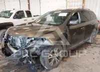 2017 Nissan PATHFINDER photo