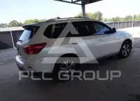 2017 Nissan PATHFINDER photo