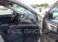 2017 Nissan PATHFINDER photo