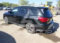 2017 Nissan PATHFINDER photo