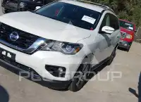 2017 Nissan PATHFINDER фото
