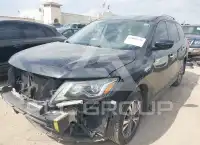 2017 Nissan PATHFINDER photo