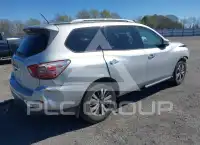 2017 Nissan PATHFINDER фото