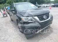 2017 Nissan PATHFINDER photo