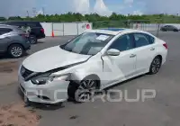 2017 Nissan ALTIMA фото