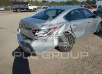 2017 Nissan ALTIMA фото