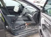 2017 Nissan ALTIMA фото