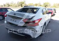 2017 Nissan ALTIMA фото