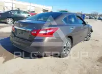 2017 Nissan ALTIMA фото
