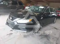 2017 Nissan ALTIMA photo