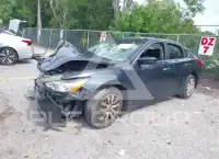 2017 Nissan ALTIMA фото