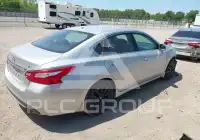 2017 Nissan ALTIMA фото