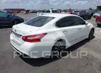 2017 Nissan ALTIMA photo