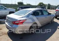 2017 Nissan ALTIMA фото