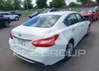 2017 Nissan ALTIMA фото