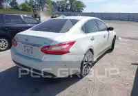 2017 Nissan ALTIMA фото