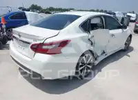 2017 Nissan ALTIMA фото